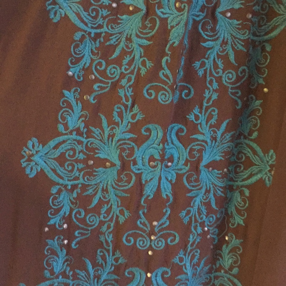 Ladies Blouse - Picture 2 of 5